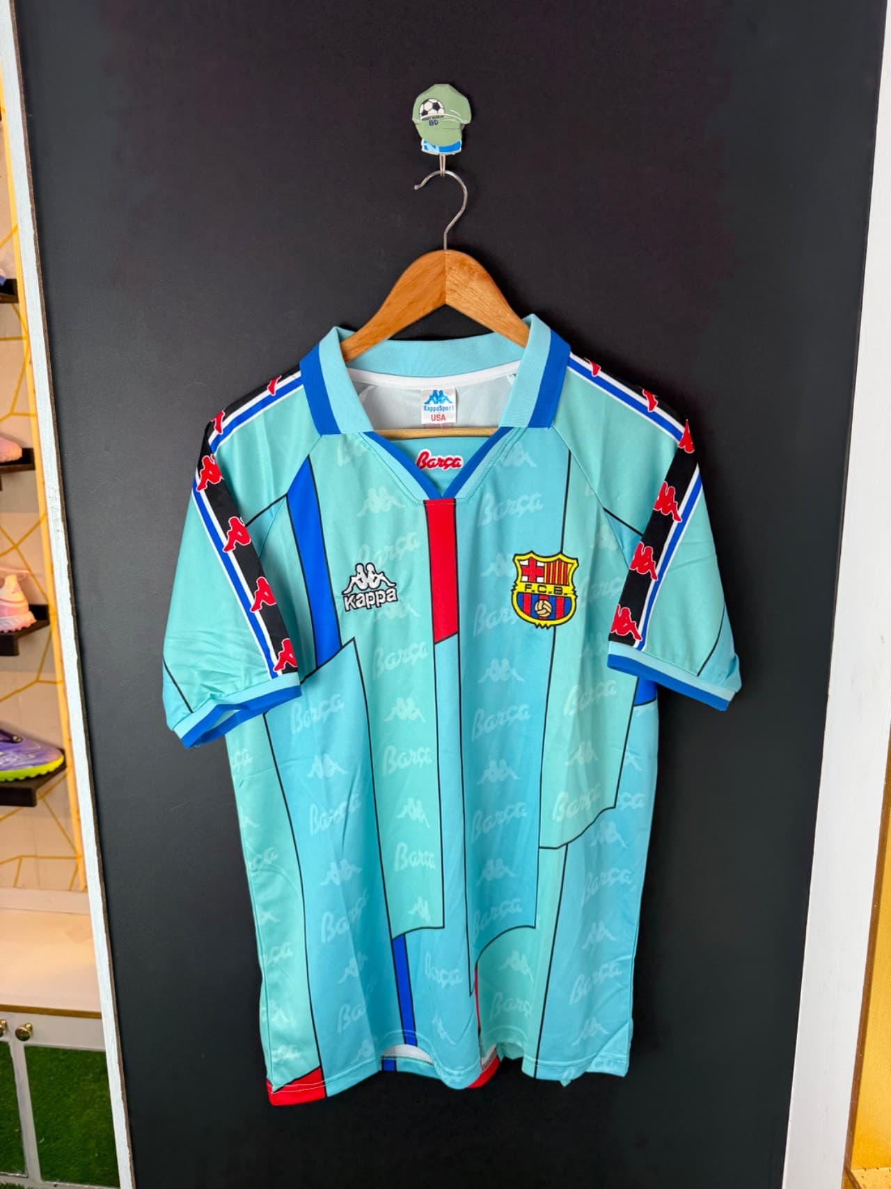 Barcelona 1995-96 away