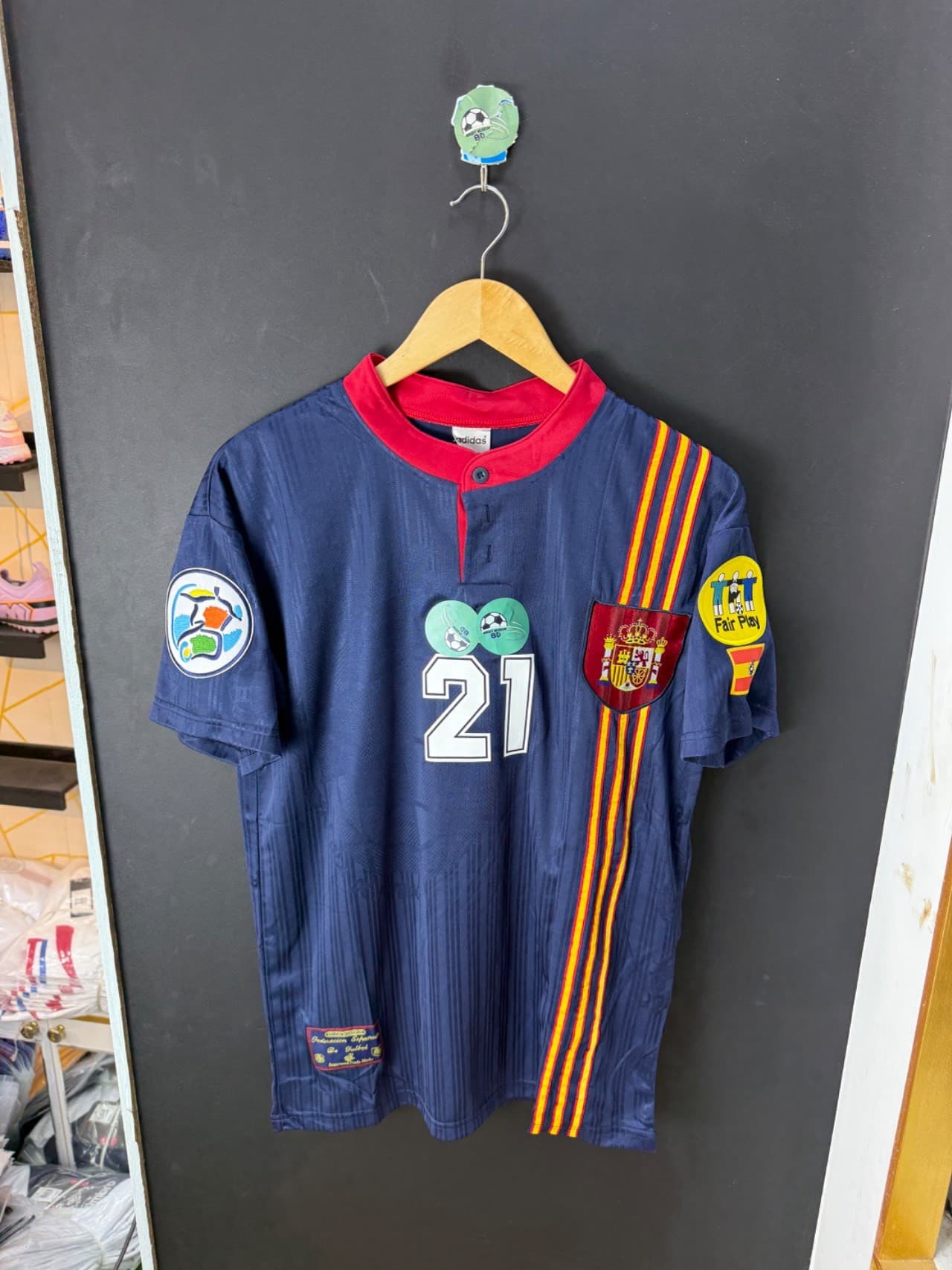 Spain 1996 Away kit